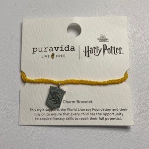 puravida Harry Potter Hufflepuff charm bracelet NWT